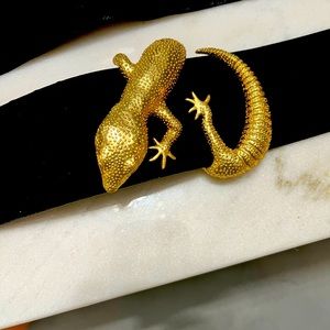 One Zara belt size large one large lion head belt both stretchy